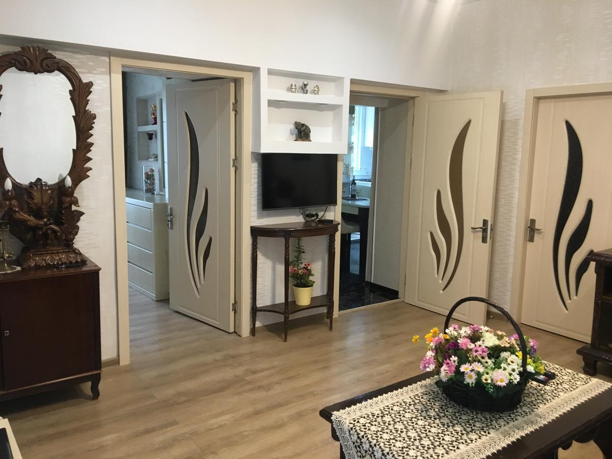 Newly Renovated House Apartment Tbilisi Bagian luar foto